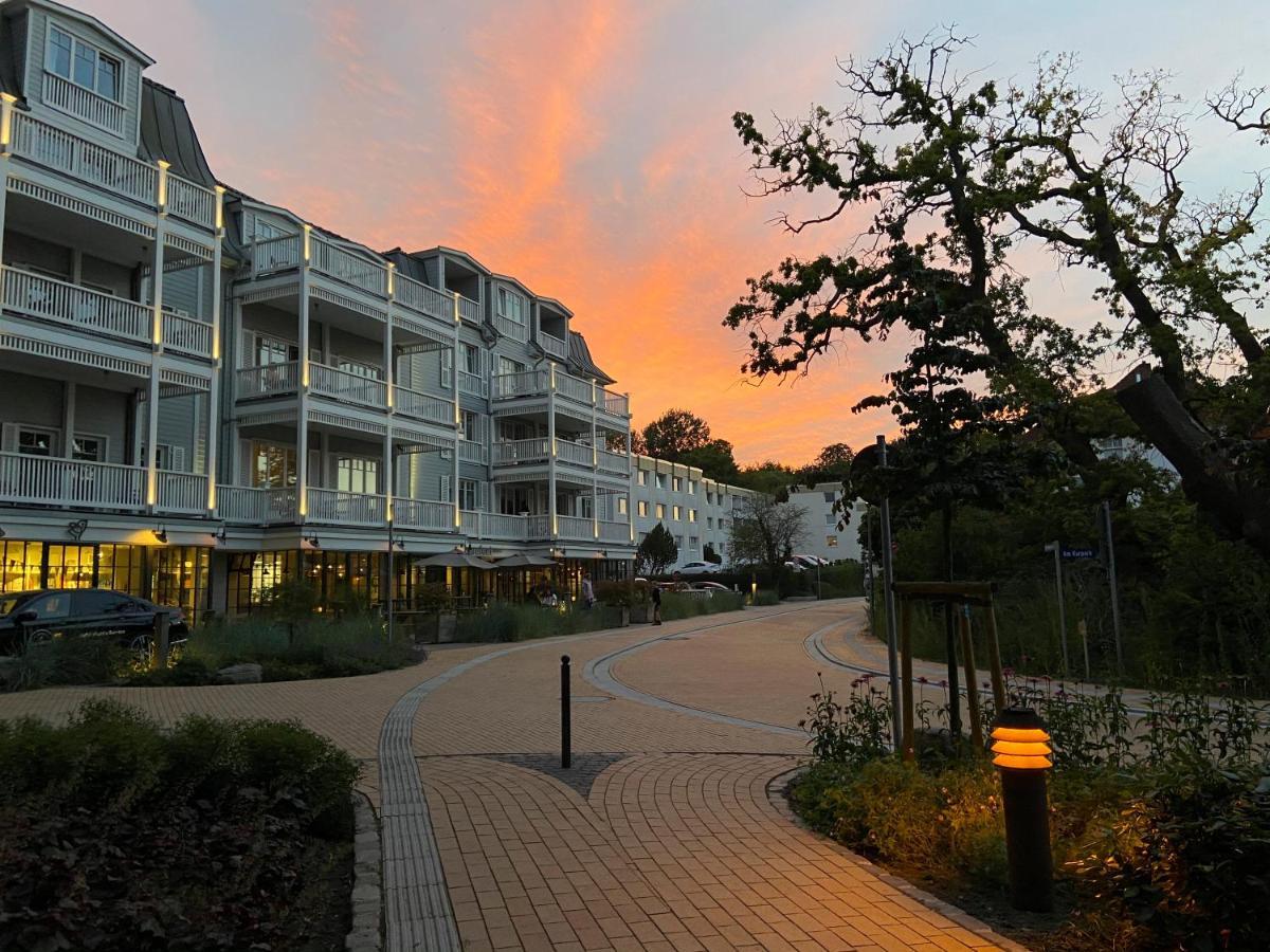 Seaside Rooms - Zentrales Design-Apartment Mit Balkon & Parkplatz - 2 Minuten Zum Strand Timmendorfer Strand Luaran gambar