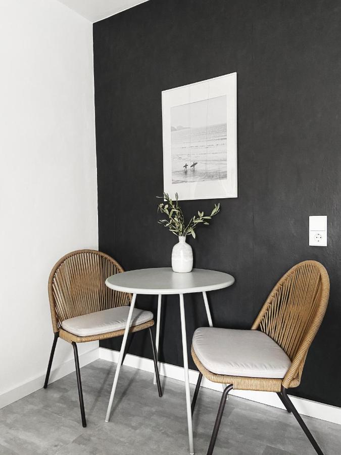 Seaside Rooms - Zentrales Design-Apartment Mit Balkon & Parkplatz - 2 Minuten Zum Strand Timmendorfer Strand Luaran gambar